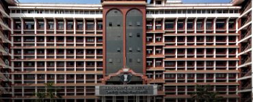 Kerala High Court Division Bench Upholds Reinstatement of Kerala University Registrar